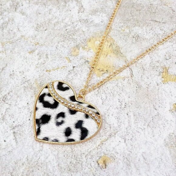 Large Animal Print Heart Pendant Necklace with Crystals, Fashion Heart Necklace - Picture 4 of 7